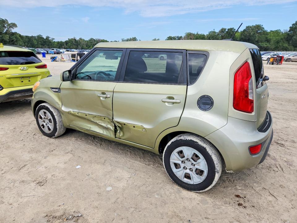 Zdjęcie 2 z aukcji – 2013 KIA SOUL z VIN KNDJT2A52D7627040