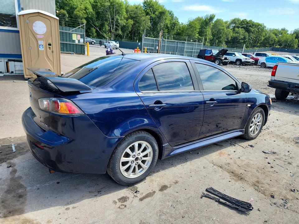 Photo 3 from auction – 2014 MITSUBISHI LANCER with VIN JA32U2FU0EU014496