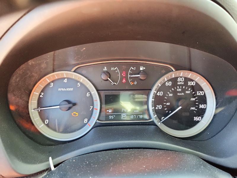 Photo 9 from auction – 2015 NISSAN SENTRA with VIN 3N1AB7AP2FL641894