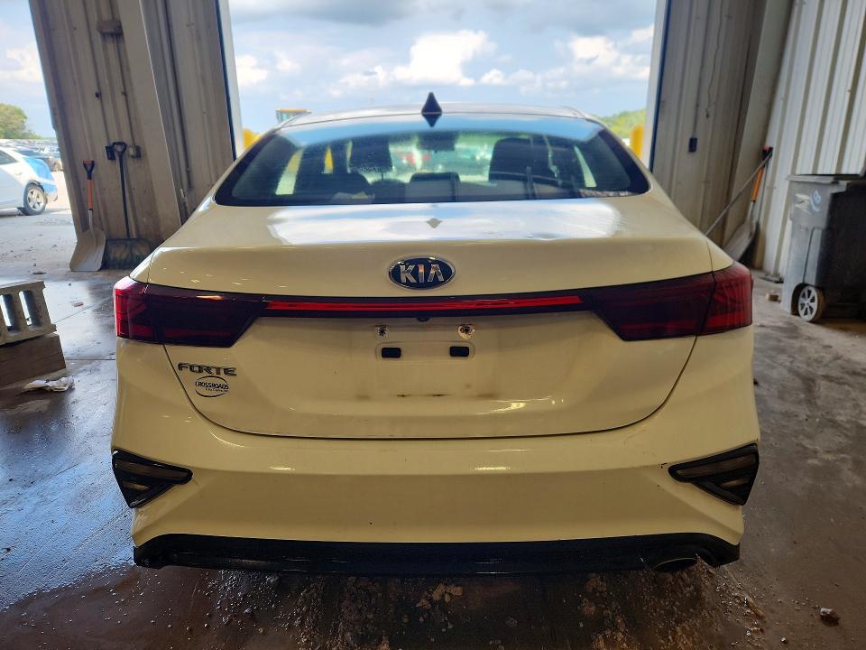 Photo 6 from auction – 2019 KIA FORTE with VIN 3KPF24AD5KE114518