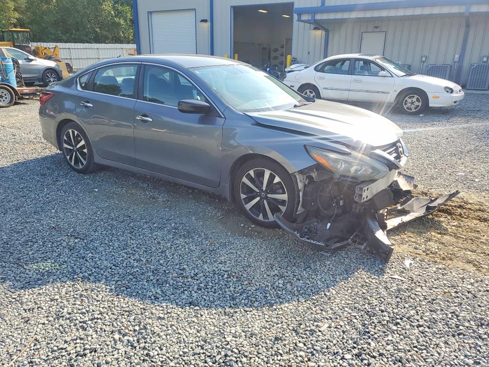 Photo 4 from auction – 2018 NISSAN ALTIMA with VIN 1N4AL3AP7JC136110
