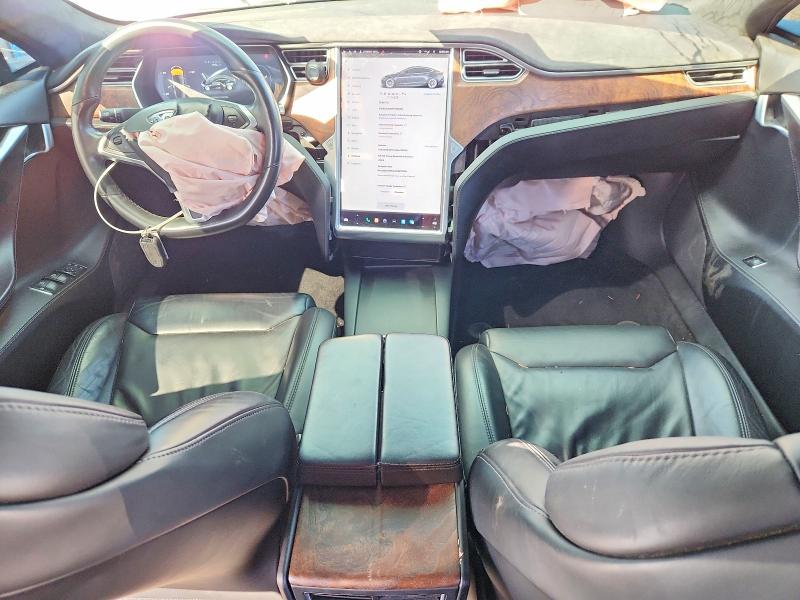 Снимка 8 от търг – 2017 TESLA MODEL S с VIN 5YJSA1E26HF192494