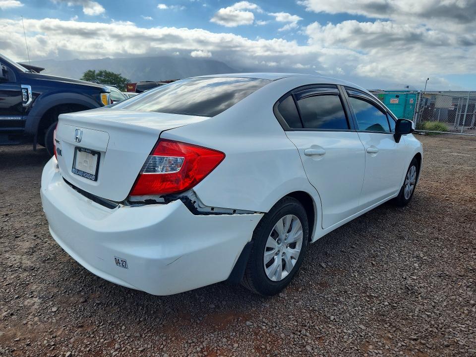 Photo 3 from auction – 2012 HONDA CIVIC with VIN 2HGFB2F58CH565844
