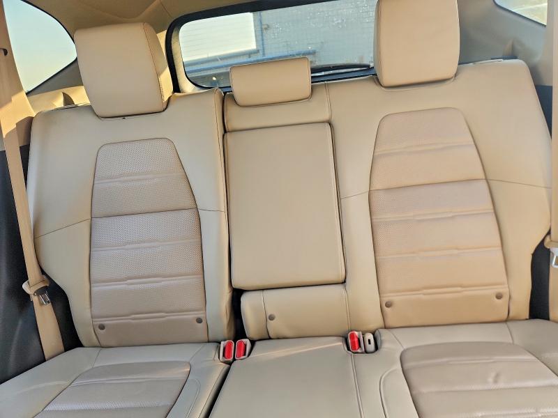 Photo 10 from auction – 2017 HONDA CR-V with VIN 2HKRW2H98HH683780