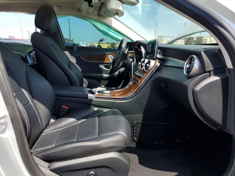 Photo 7 from auction – 2016 MERCEDES-BENZ C with VIN 55SWF4JB5GU163320