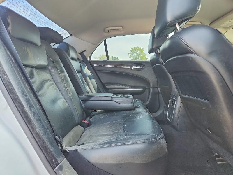 Photo 10 from auction – 2015 CHRYSLER 300 with VIN 2C3CCARGXFH736642