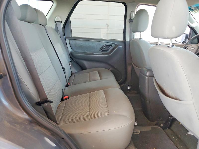 Photo 10 from auction – 2006 FORD ESCAPE with VIN 1FMCU031X6KA46854