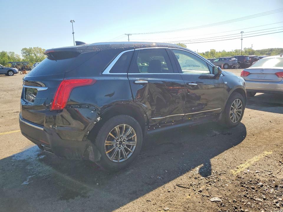 Photo 3 from auction – 2019 CADILLAC XT5 with VIN 1GYKNDRS8KZ100068