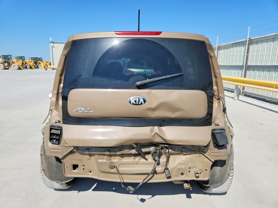 Photo 6 from auction – 2014 KIA SOUL with VIN KNDJN2A22E7002025
