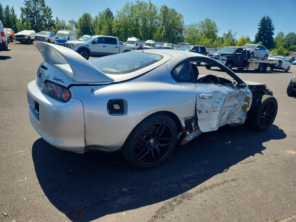 Photo 3 from auction – 1994 TOYOTA SUPRA with VIN JZA800010826