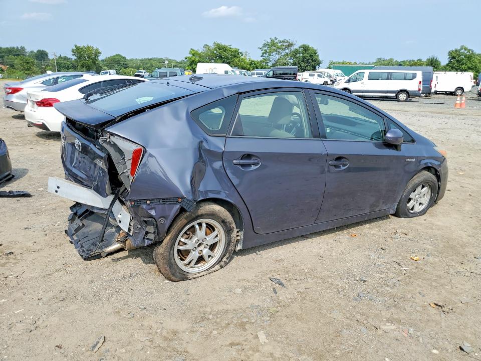 Photo 3 from auction – 2010 TOYOTA PRIUS with VIN JTDKN3DU9A0241484