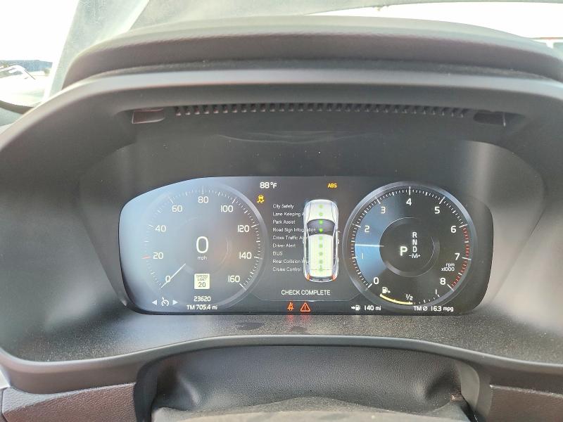 Zdjęcie 9 z aukcji – 2020 VOLVO XC40 z VIN YV4162UK3L2325810