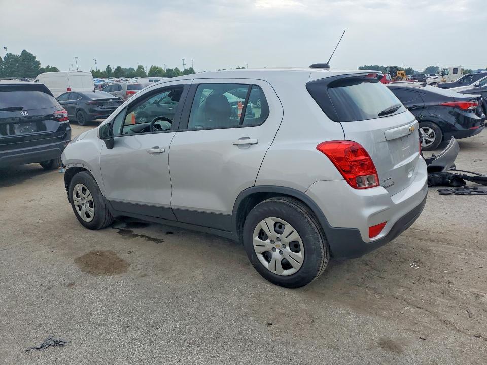 Photo 2 from auction – 2017 CHEVROLET TRAX with VIN 3GNCJKSB7HL278758