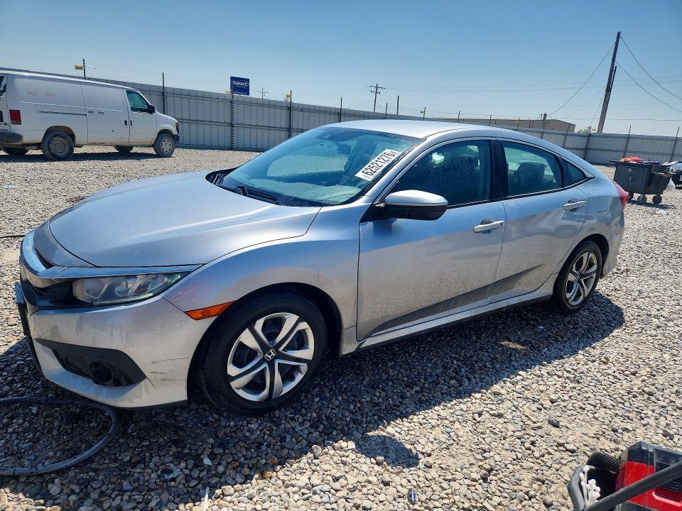 HONDA CIVIC 2017 with VIN 19XFC2F65HE052770 - Photo from auction