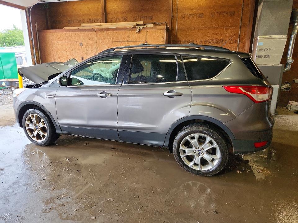 Photo 2 from auction – 2013 FORD ESCAPE with VIN 1FMCU9HX6DUD30761
