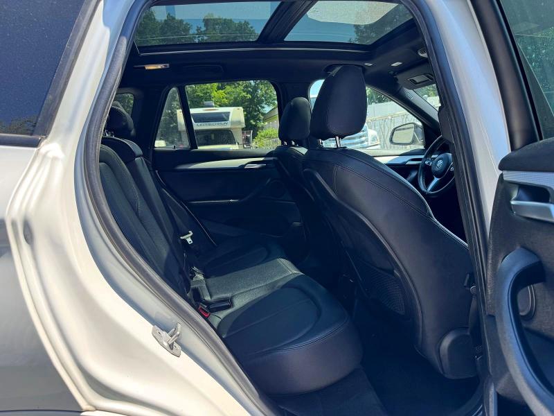 Photo 8 from auction – 2018 BMW X1 with VIN WBXHU7C33J5L09376