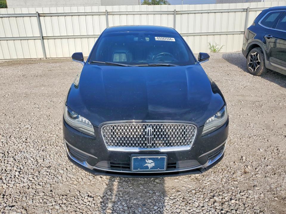 Photo 5 from auction – 2017 LINCOLN MKZ with VIN 3LN6L5FC1HR618130
