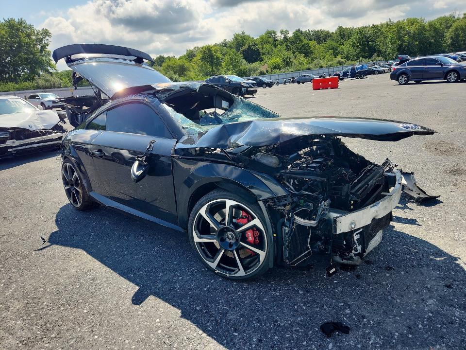 Photo 4 from auction – 2018 AUDI TT RS with VIN WUACSAFV3J1903130