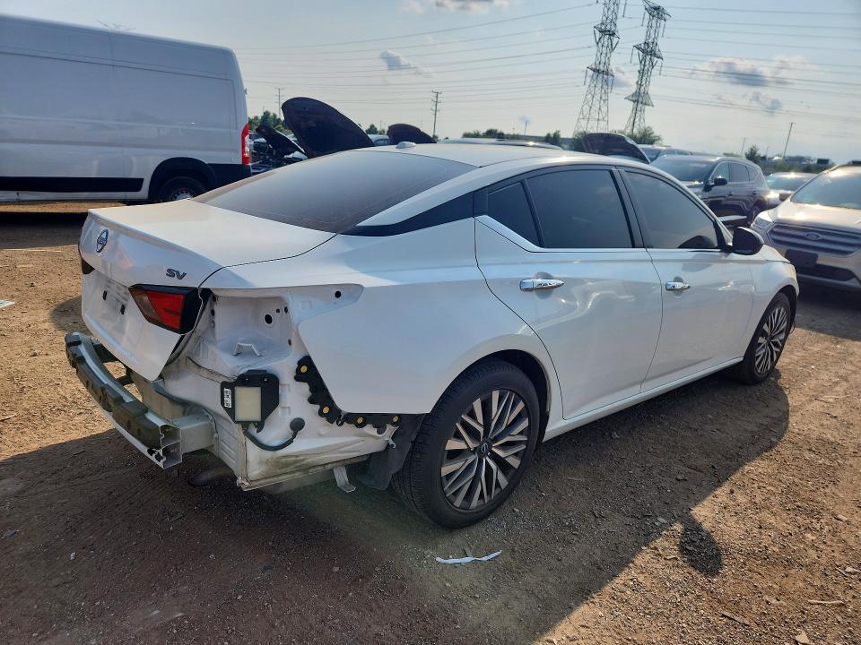 Photo 3 from auction – 2024 NISSAN ALTIMA with VIN 1N4BL4DV8RN386511