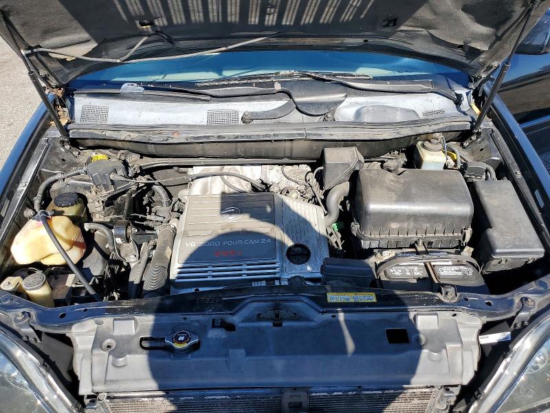 Photo 12 from auction – 2000 LEXUS RX with VIN JT6HF10U3Y0133932