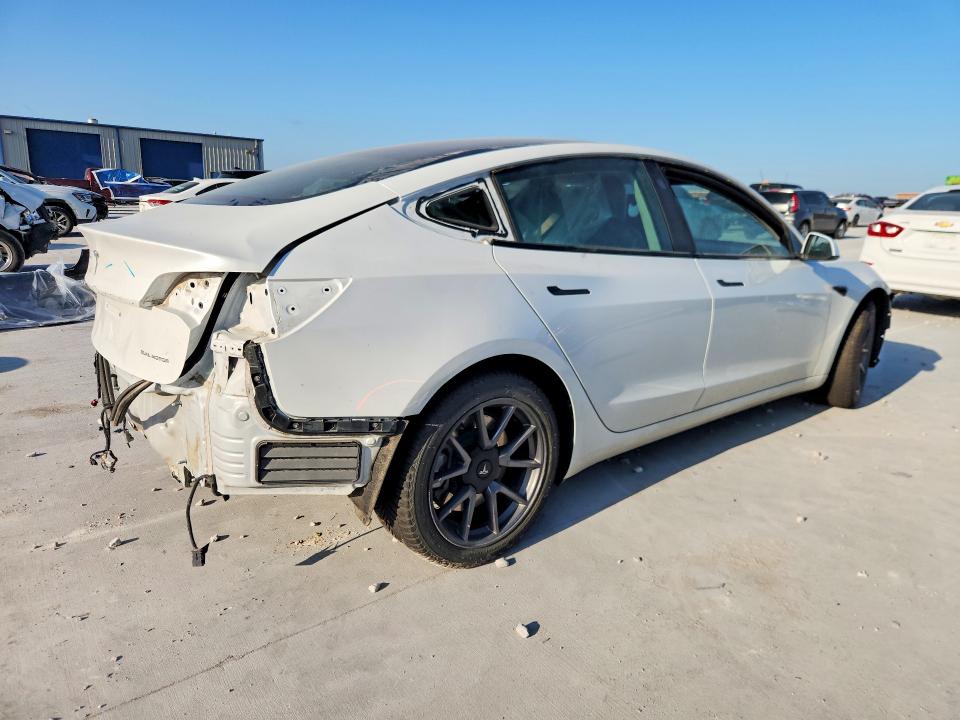 Photo 3 from auction – 2021 TESLA MODEL 3 with VIN 5YJ3E1EB1MF065638