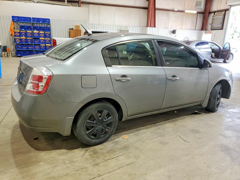 Photo 3 from auction – 2008 NISSAN SENTRA with VIN 3N1AB61E28L680030