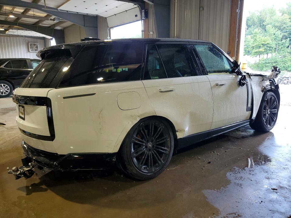Photo 3 from auction – 2025 LAND ROVER RANGE ROVER with VIN SALKP9FU8SA278590