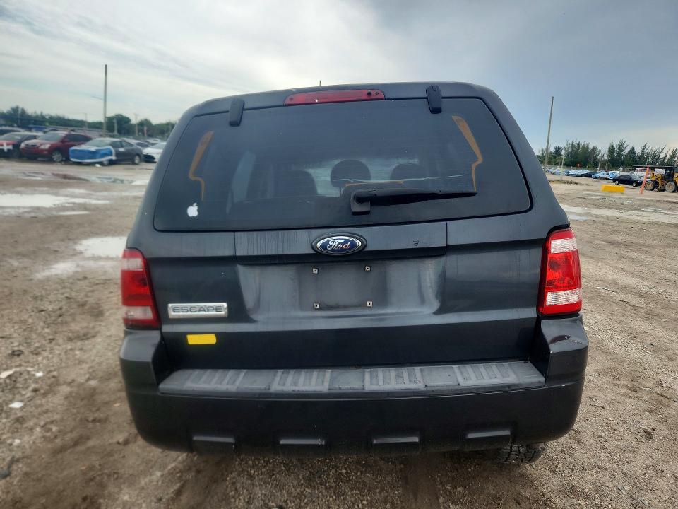 Photo 6 from auction – 2009 FORD ESCAPE with VIN 1FMCU02789KB26955
