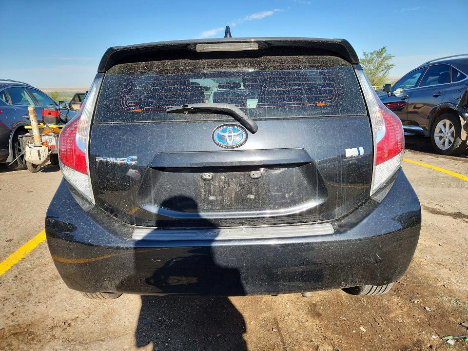 Photo 6 from auction – 2015 TOYOTA PRIUS C with VIN JTDKDTB37F1108625