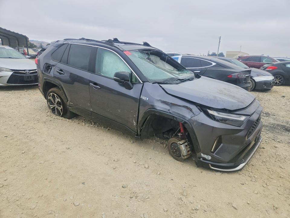 Photo 4 from auction – 2024 TOYOTA RAV4 PRIME with VIN JTMFB3FV6RD172001