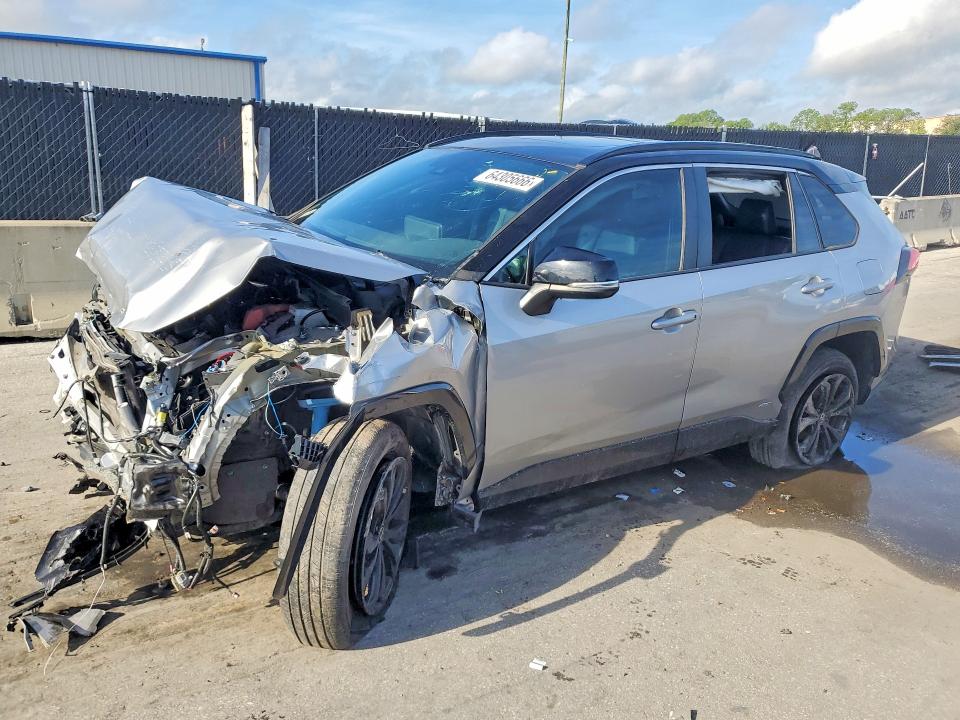 TOYOTA RAV4 2023 with VIN 2T3E6RFVXPW040720 - Photo from auction