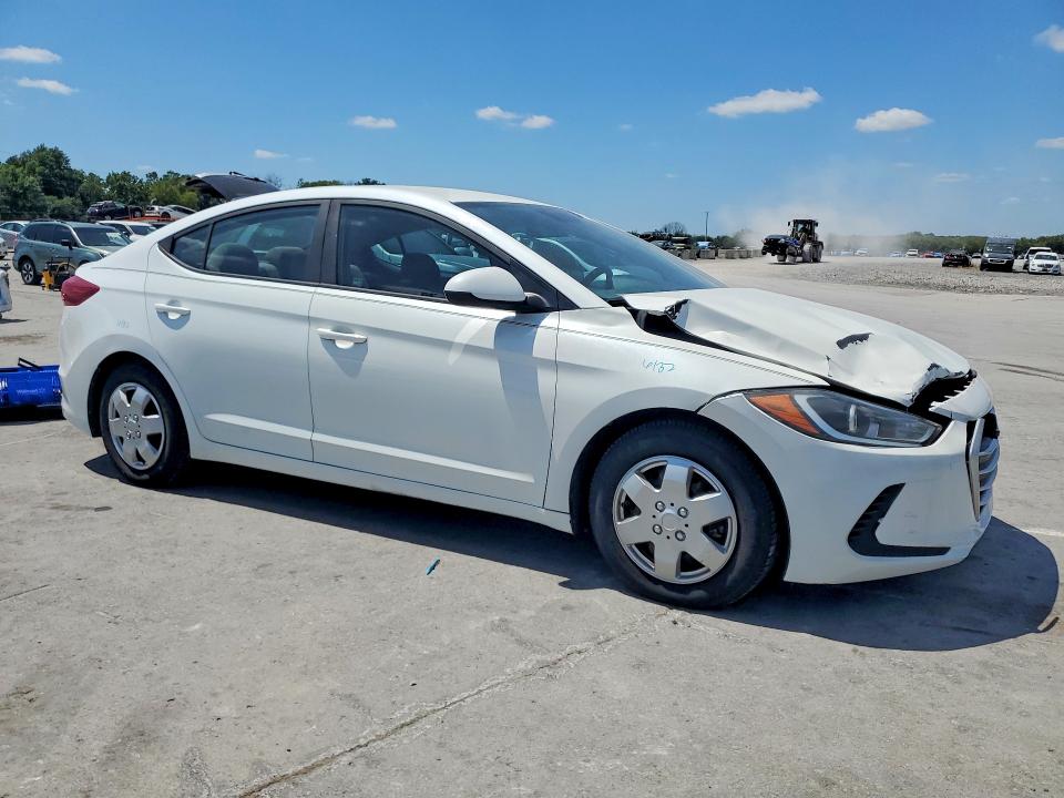 Photo 4 from auction – 2017 HYUNDAI ELANTRA with VIN 5NPD74LF9HH186155