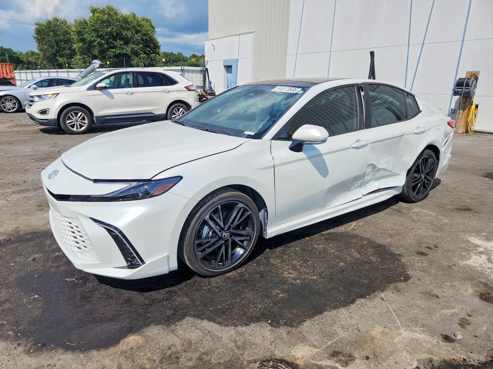 صورة رقم 1 من المزاد - 2025 TOYOTA CAMRY مع VIN 4T1DAACK7SU067493