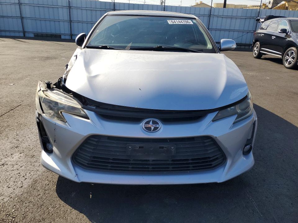 Photo 5 from auction – 2014 SCION TC with VIN JTKJF5C70E3085171