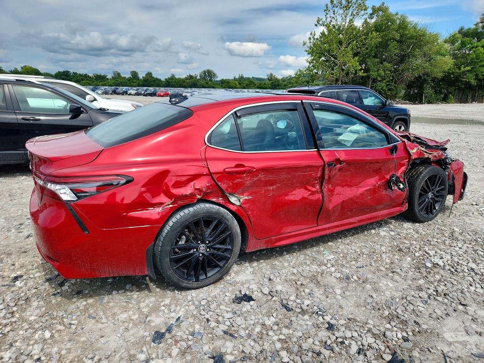 Photo 3 from auction – 2023 TOYOTA CAMRY with VIN 4T1K61AK2PU141857