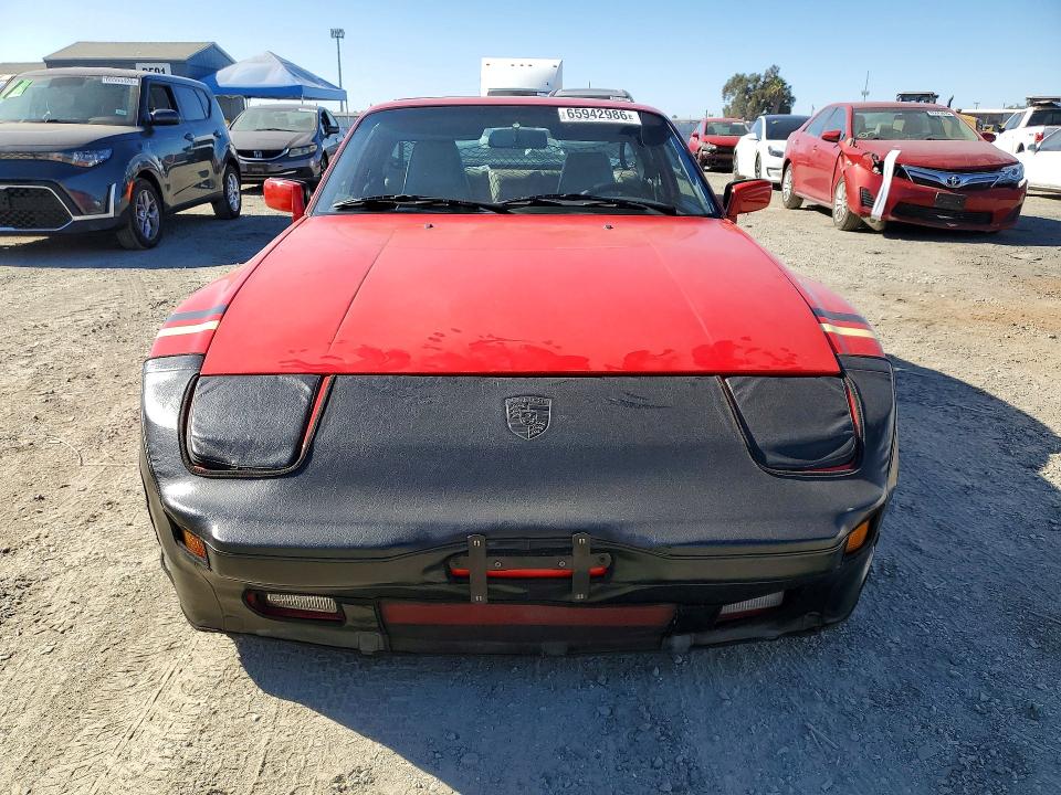 Photo 5 from auction – 1986 PORSCHE 944 with VIN WP0AA0942GN450883
