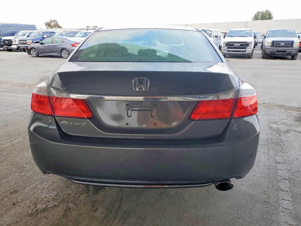 Photo 6 from auction – 2013 HONDA ACCORD with VIN 1HGCR2F31DA186424
