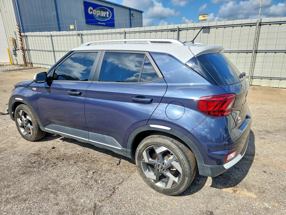 Photo 2 from auction – 2023 HYUNDAI VENUE with VIN KMHRC8A35PU268157
