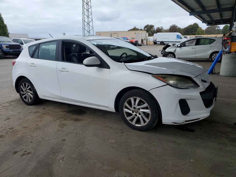 Photo 4 from auction – 2012 MAZDA 3 with VIN JM1BL1M83C1600211