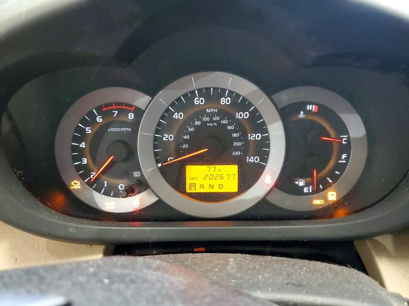 Photo 9 from auction – 2011 TOYOTA RAV4 BASE with VIN 2T3JF4DVXBW083838
