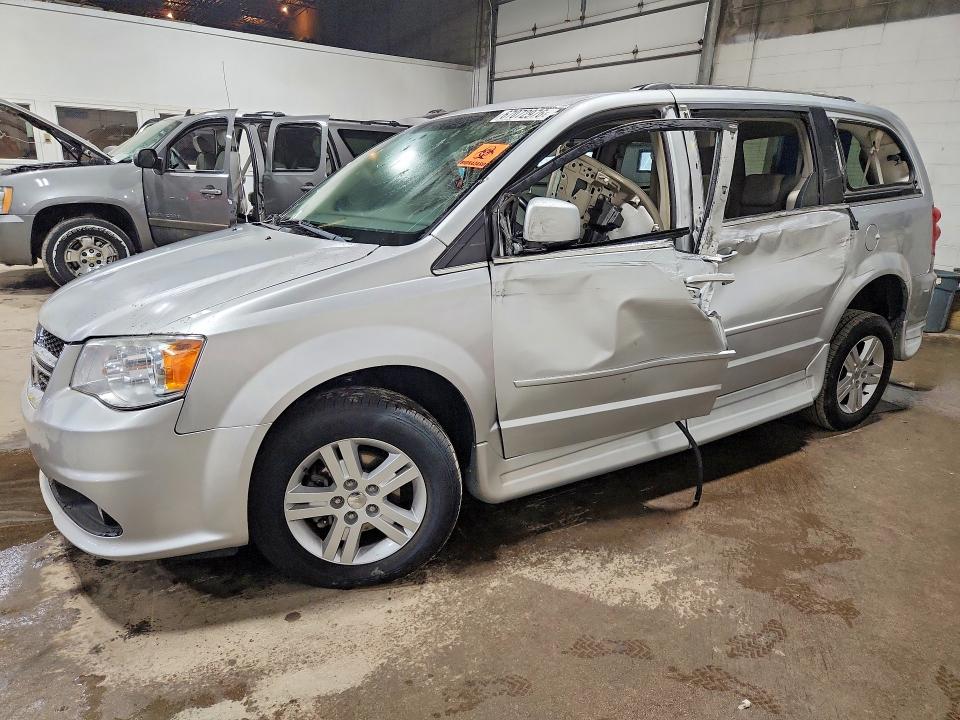 DODGE GRAND CARAVAN 2011 with VIN 2D4RN5DG8BR629241 - Photo from auction