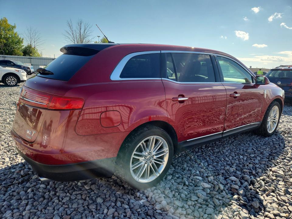 Photo 3 from auction – 2014 LINCOLN MKT with VIN 2LMHJ5AT6EBL52981