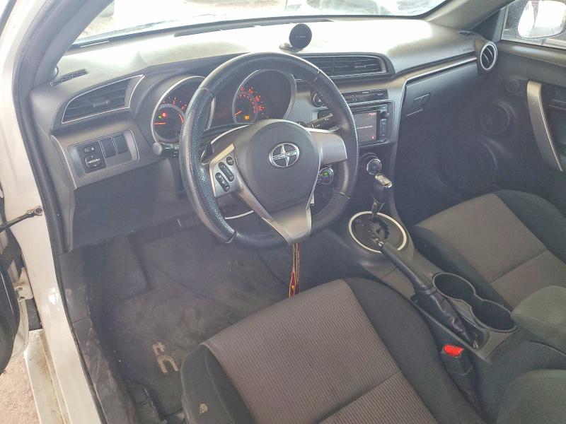 Photo 8 from auction – 2015 SCION TC with VIN JTKJF5C77F3092071