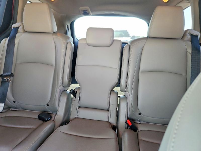 Photo 10 from auction – 2018 HONDA ODYSSEY with VIN 5FNRL6H75JB072365