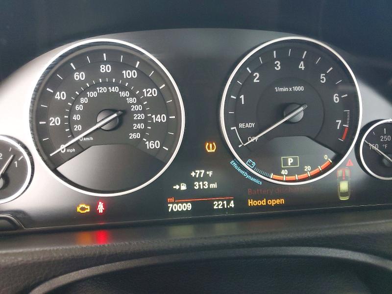 Photo 9 from auction – 2018 BMW 320 with VIN WBA8A9C56JK622861