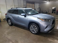 Photo 4 from auction – 2021 TOYOTA HIGHLANDER with VIN 5TDEBRCH5MS037585