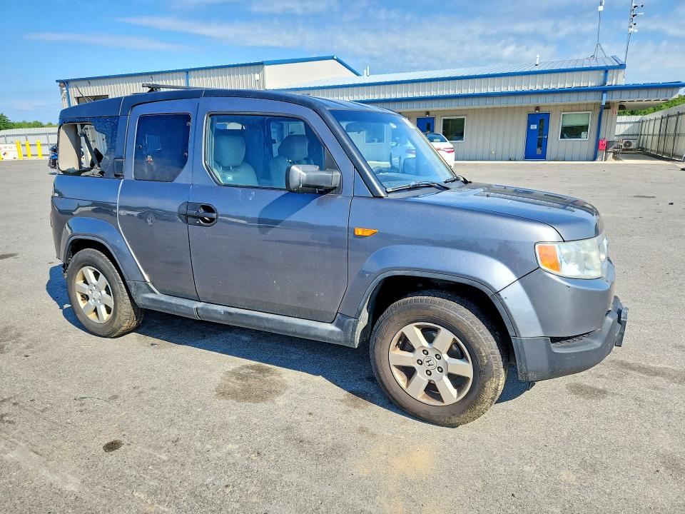 Photo 4 from auction – 2010 HONDA ELEMENT with VIN 5J6YH2H74AL009173
