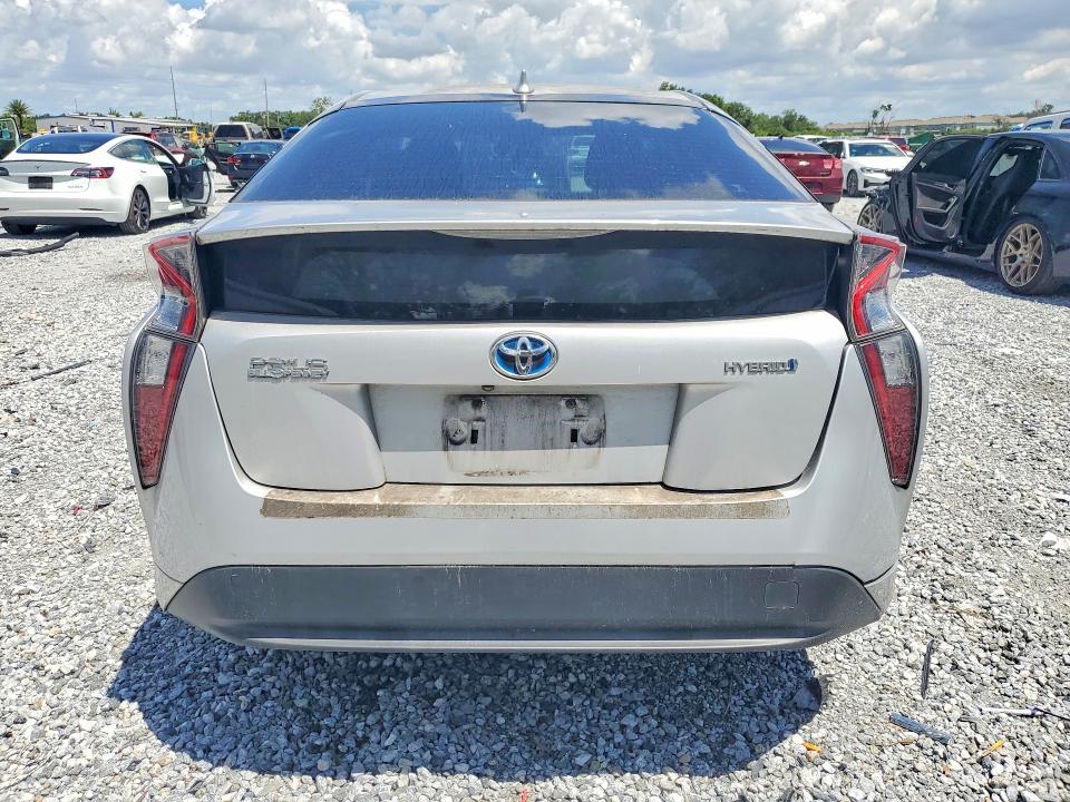 Photo 6 from auction – 2018 TOYOTA PRIUS with VIN JTDKBRFUXJ3072003