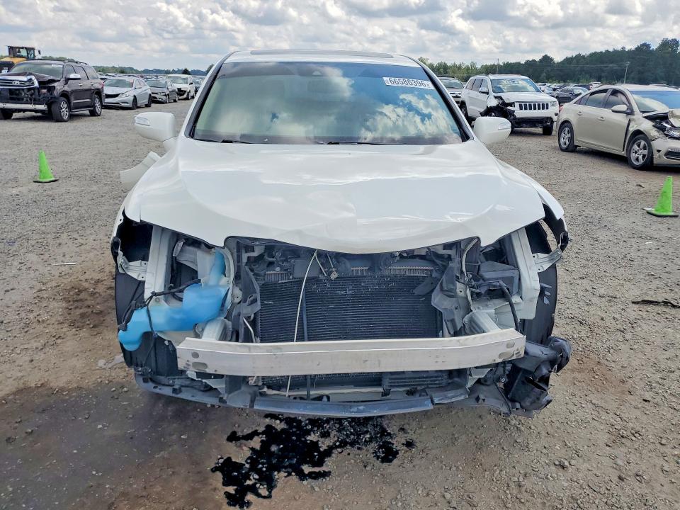 Photo 5 from auction – 2017 ACURA RDX with VIN 5J8TB4H58HL011032