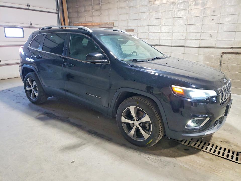 Photo 4 from auction – 2019 JEEP CHEROKEE with VIN 1C4PJMDXXKD464760